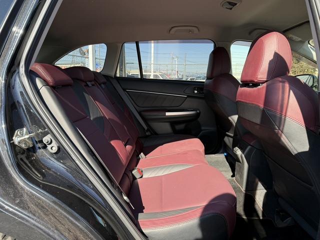 レヴォーグ １．６ＳＴＩスポーツアイサイト　赤黒革シート　純正ナビ　フルセグＴＶ　バックカメラ　アイサイト　パワーシート　シートヒーター　レーダークルーズ紺トロール　アイサイトｖｅｒ３　メモリ機能付きパワーシート　ブラインドスポットモニター（41枚目）