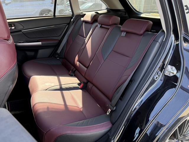 レヴォーグ １．６ＳＴＩスポーツアイサイト　赤黒革シート　純正ナビ　フルセグＴＶ　バックカメラ　アイサイト　パワーシート　シートヒーター　レーダークルーズ紺トロール　アイサイトｖｅｒ３　メモリ機能付きパワーシート　ブラインドスポットモニター（43枚目）