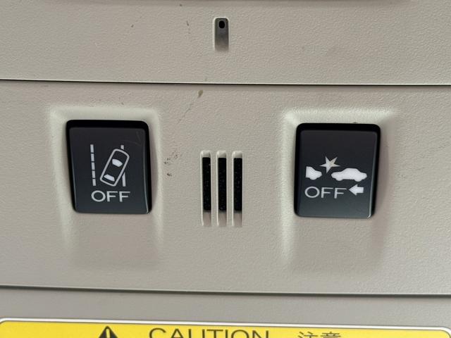 レヴォーグ １．６ＳＴＩスポーツアイサイト　赤黒革シート　純正ナビ　フルセグＴＶ　バックカメラ　アイサイト　パワーシート　シートヒーター　レーダークルーズ紺トロール　アイサイトｖｅｒ３　メモリ機能付きパワーシート　ブラインドスポットモニター（69枚目）