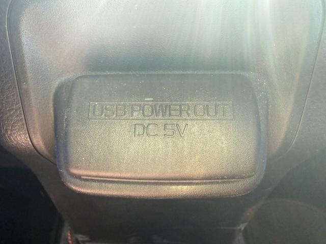 レヴォーグ １．６ＳＴＩスポーツアイサイト　赤黒革シート　純正ナビ　フルセグＴＶ　バックカメラ　アイサイト　パワーシート　シートヒーター　レーダークルーズ紺トロール　アイサイトｖｅｒ３　メモリ機能付きパワーシート　ブラインドスポットモニター（71枚目）