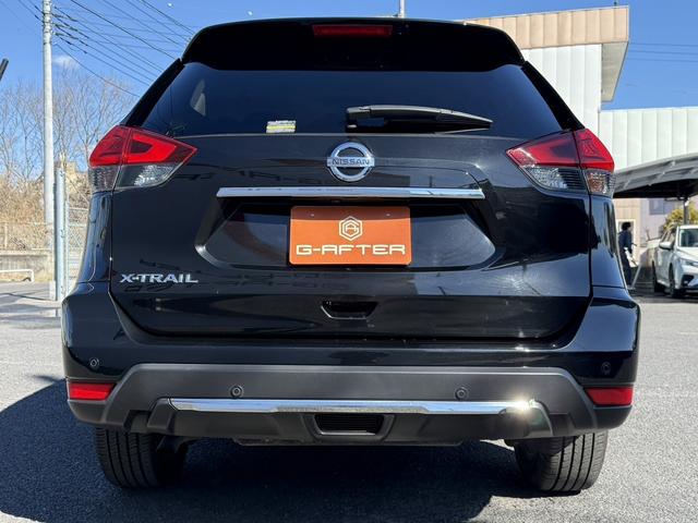 エクストレイル ２０Ｘ　禁煙車　フリップダウンモニター　純正ナビ　アラウンドビューモニター　フルセグ　デジタルインナーミラー　パワーバックドア　コーナーセンサー　衝突軽減ブレーキ　アイドリングストップ　ＥＴＣ（11枚目）