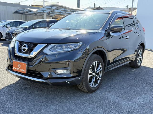 エクストレイル ２０Ｘ　禁煙車　フリップダウンモニター　純正ナビ　アラウンドビューモニター　フルセグ　デジタルインナーミラー　パワーバックドア　コーナーセンサー　衝突軽減ブレーキ　アイドリングストップ　ＥＴＣ（14枚目）