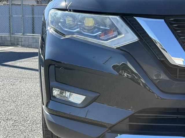 エクストレイル ２０Ｘ　禁煙車　フリップダウンモニター　純正ナビ　アラウンドビューモニター　フルセグ　デジタルインナーミラー　パワーバックドア　コーナーセンサー　衝突軽減ブレーキ　アイドリングストップ　ＥＴＣ（15枚目）