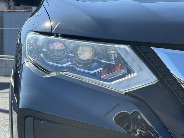 エクストレイル ２０Ｘ　禁煙車　フリップダウンモニター　純正ナビ　アラウンドビューモニター　フルセグ　デジタルインナーミラー　パワーバックドア　コーナーセンサー　衝突軽減ブレーキ　アイドリングストップ　ＥＴＣ（16枚目）