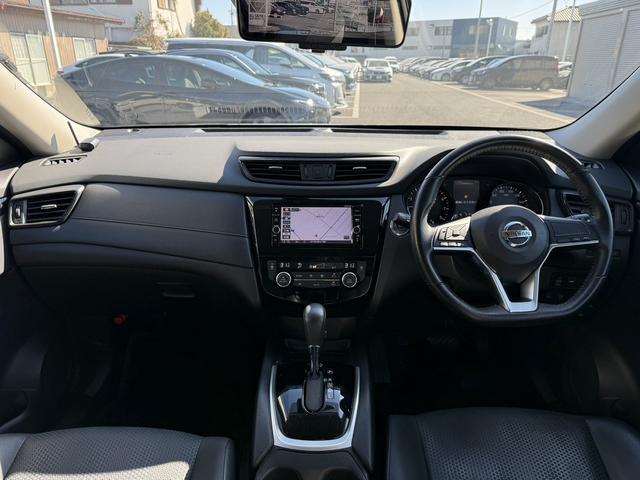 エクストレイル ２０Ｘ　禁煙車　フリップダウンモニター　純正ナビ　アラウンドビューモニター　フルセグ　デジタルインナーミラー　パワーバックドア　コーナーセンサー　衝突軽減ブレーキ　アイドリングストップ　ＥＴＣ（45枚目）