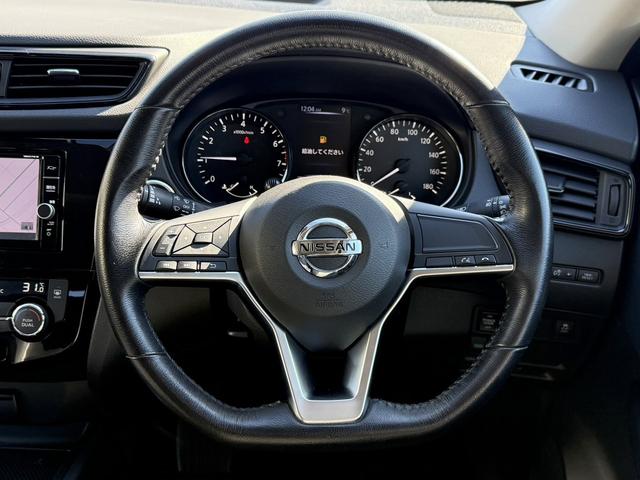 エクストレイル ２０Ｘ　禁煙車　フリップダウンモニター　純正ナビ　アラウンドビューモニター　フルセグ　デジタルインナーミラー　パワーバックドア　コーナーセンサー　衝突軽減ブレーキ　アイドリングストップ　ＥＴＣ（46枚目）