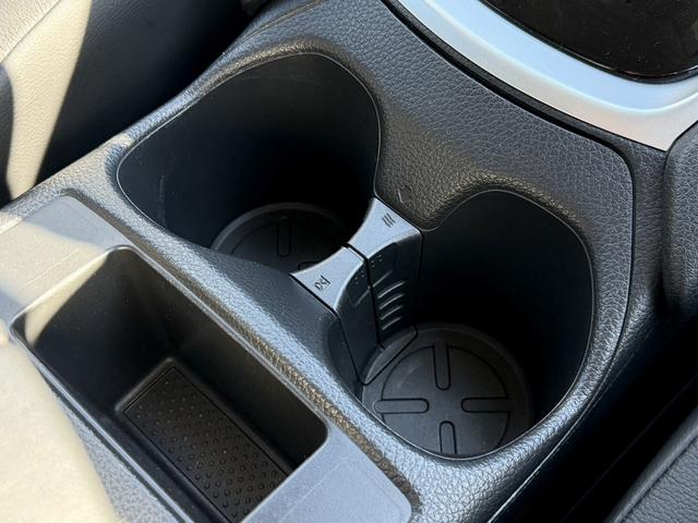 エクストレイル ２０Ｘ　禁煙車　フリップダウンモニター　純正ナビ　アラウンドビューモニター　フルセグ　デジタルインナーミラー　パワーバックドア　コーナーセンサー　衝突軽減ブレーキ　アイドリングストップ　ＥＴＣ（59枚目）