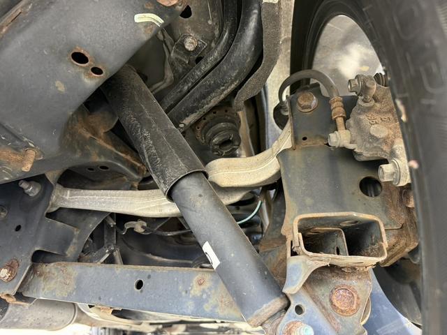 エクストレイル ２０Ｘ　禁煙車　フリップダウンモニター　純正ナビ　アラウンドビューモニター　フルセグ　デジタルインナーミラー　パワーバックドア　コーナーセンサー　衝突軽減ブレーキ　アイドリングストップ　ＥＴＣ（69枚目）