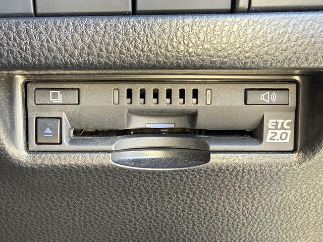 ハリアーハイブリッド Ｚ　禁煙車　ＪＢＬサウンド　純正１２．３インチナビ　アラウンドビューモニター　フルセグ　衝突軽減ブレーキ　電動リアゲート　リアトラフィックアラート　ビルドインＥＴＣ２．０　ブラインドスポットモニター（52枚目）