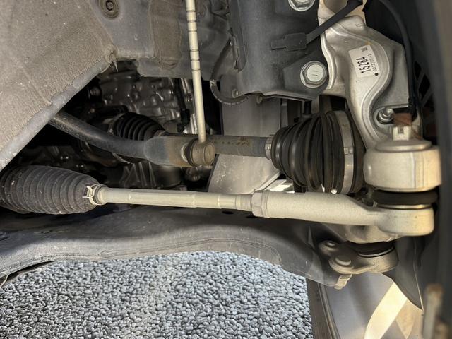 ハリアーハイブリッド Ｚ　禁煙車　ＪＢＬサウンド　純正１２．３インチナビ　アラウンドビューモニター　フルセグ　衝突軽減ブレーキ　電動リアゲート　リアトラフィックアラート　ビルドインＥＴＣ２．０　ブラインドスポットモニター（69枚目）