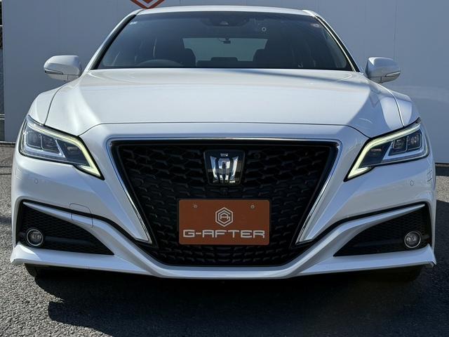 クラウンハイブリッド Ｇ　温熱機能付黒革シート　純正１２．３型ナビ　フルセグＴＶ　全周囲カメラ　メモリ機能付きパワーシート　デジタルインナーミラー　レーダークルーズコントロール　シートベンチレーション　クリアランスソナー（8枚目）