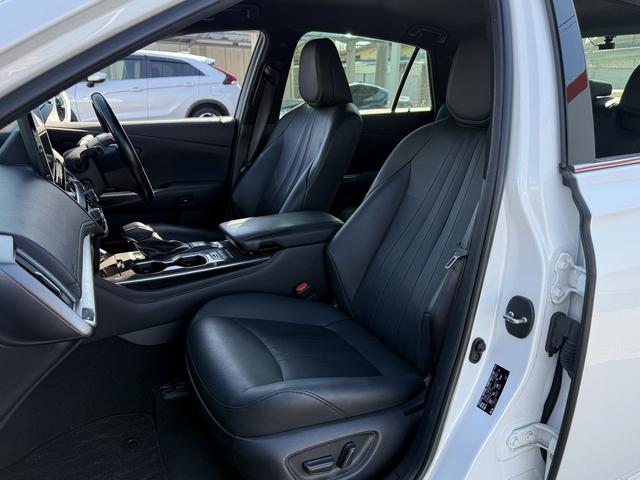 クラウンハイブリッド Ｇ　温熱機能付黒革シート　純正１２．３型ナビ　フルセグＴＶ　全周囲カメラ　メモリ機能付きパワーシート　デジタルインナーミラー　レーダークルーズコントロール　シートベンチレーション　クリアランスソナー（44枚目）