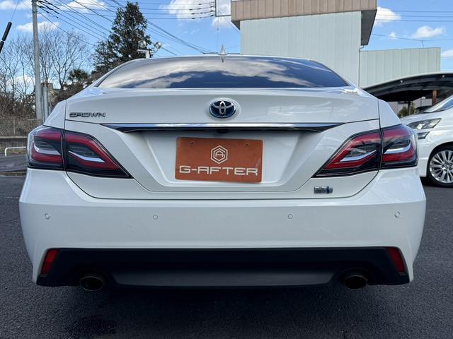 クラウンハイブリッド Ｓ　エレガンススタイル　禁煙車　純正ナビ　フルセグ　バックカメラ　ハーフレザーシート　シートヒーター　パワーシート　衝突被害軽減ブレーキ　アダプティブクルーズコントロール　クリアランスソナー　ＥＴＣ２．０　レーンアシスト（12枚目）