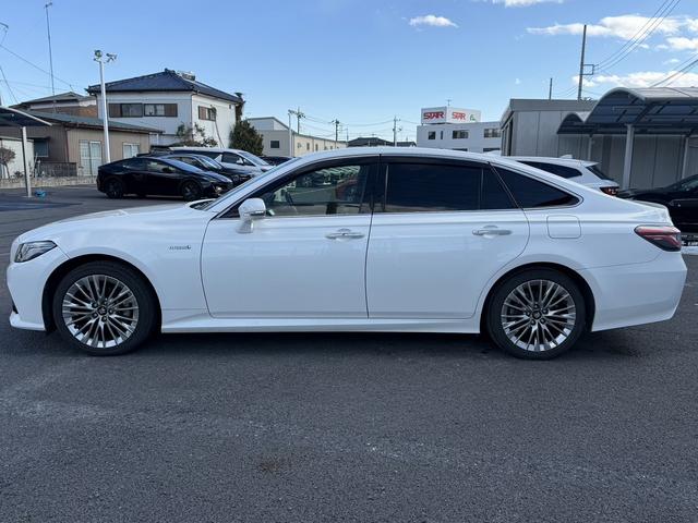 クラウンハイブリッド Ｓ　エレガンススタイル　禁煙車　純正ナビ　フルセグ　バックカメラ　ハーフレザーシート　シートヒーター　パワーシート　衝突被害軽減ブレーキ　アダプティブクルーズコントロール　クリアランスソナー　ＥＴＣ２．０　レーンアシスト（14枚目）