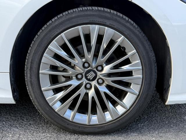 クラウンハイブリッド Ｓ　エレガンススタイル　禁煙車　純正ナビ　フルセグ　バックカメラ　ハーフレザーシート　シートヒーター　パワーシート　衝突被害軽減ブレーキ　アダプティブクルーズコントロール　クリアランスソナー　ＥＴＣ２．０　レーンアシスト（23枚目）