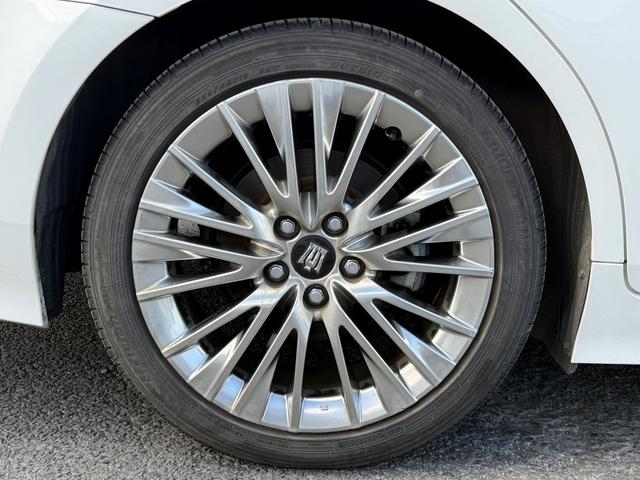 クラウンハイブリッド Ｓ　エレガンススタイル　禁煙車　純正ナビ　フルセグ　バックカメラ　ハーフレザーシート　シートヒーター　パワーシート　衝突被害軽減ブレーキ　アダプティブクルーズコントロール　クリアランスソナー　ＥＴＣ２．０　レーンアシスト（24枚目）