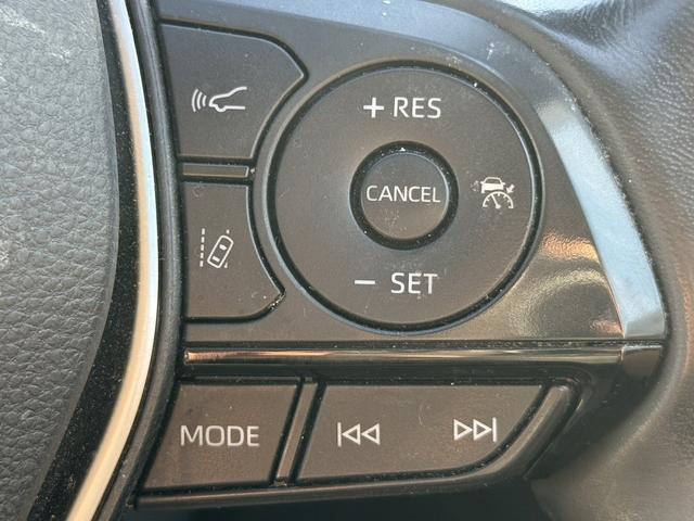 クラウンハイブリッド Ｓ　Ｃパッケージ　純正８インチナビ　フルセグ　バックカメラ　白革シート　衝突軽減ブレーキ　シートエアコン　ステアリングヒーター　リアトラフィックアラート　ブラインドスポットモニター　ビルトインＥＴＣ２．０　ＢＴ接続（48枚目）