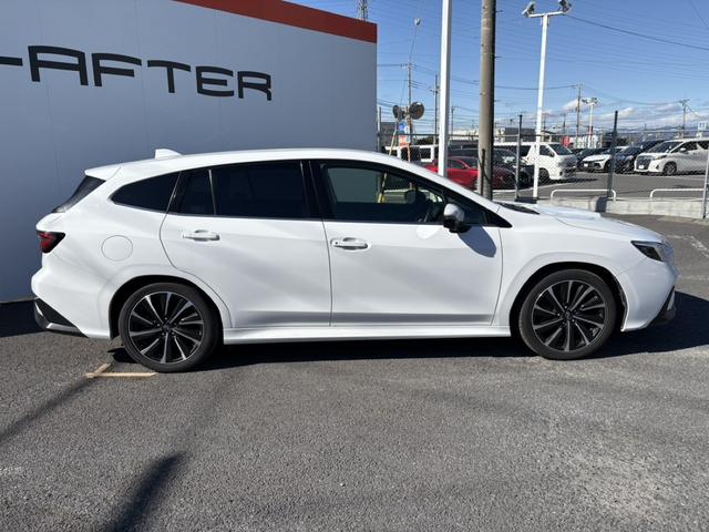 レヴォーグ ＳＴＩスポーツ　ＥＸ　禁煙車　ハーマンカードンサウンド　純正１１．４型ナビ　赤革シート　アイサイトＸ　アラウンドビューカメラ　フルセグＴＶ　電動リアゲート　メモリ付きパワーシート　シートヒーター　Ｂｌｕｅｔｏｏｔｈ接続（10枚目）