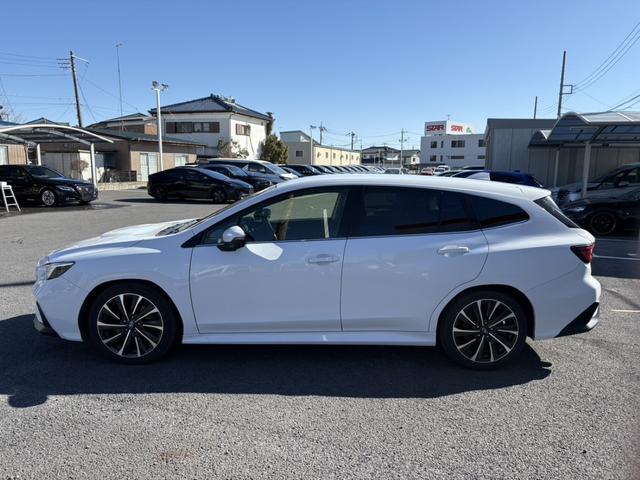 レヴォーグ ＳＴＩスポーツ　ＥＸ　禁煙車　ハーマンカードンサウンド　純正１１．４型ナビ　赤革シート　アイサイトＸ　アラウンドビューカメラ　フルセグＴＶ　電動リアゲート　メモリ付きパワーシート　シートヒーター　Ｂｌｕｅｔｏｏｔｈ接続（15枚目）