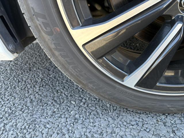 レヴォーグ ＳＴＩスポーツ　ＥＸ　禁煙車　ハーマンカードンサウンド　純正１１．４型ナビ　赤革シート　アイサイトＸ　アラウンドビューカメラ　フルセグＴＶ　電動リアゲート　メモリ付きパワーシート　シートヒーター　Ｂｌｕｅｔｏｏｔｈ接続（27枚目）