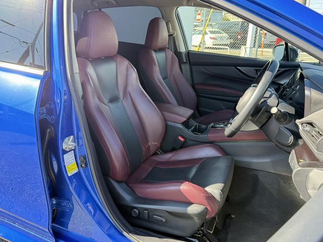 レヴォーグ ＳＴＩスポーツ　ＥＸ　禁煙車　純正１１．６インチナビ　フルセグ　フロント・サイド・バックカメラ　赤黒ツートンレザー　アイサイトＸ　メモリ付パワーシート　電動リアゲート　シートヒーター　アダプティブクルーズコントロール（15枚目）