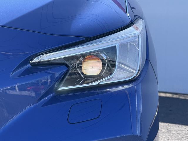 レヴォーグ ＳＴＩスポーツ　ＥＸ　禁煙車　純正１１．６インチナビ　フルセグ　フロント・サイド・バックカメラ　赤黒ツートンレザー　アイサイトＸ　メモリ付パワーシート　電動リアゲート　シートヒーター　アダプティブクルーズコントロール（27枚目）