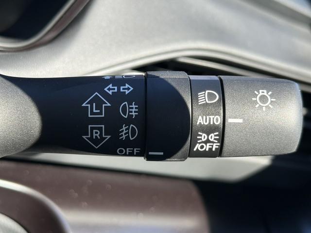 レヴォーグ ＳＴＩスポーツ　ＥＸ　禁煙車　純正１１．６インチナビ　フルセグ　フロント・サイド・バックカメラ　赤黒ツートンレザー　アイサイトＸ　メモリ付パワーシート　電動リアゲート　シートヒーター　アダプティブクルーズコントロール（52枚目）