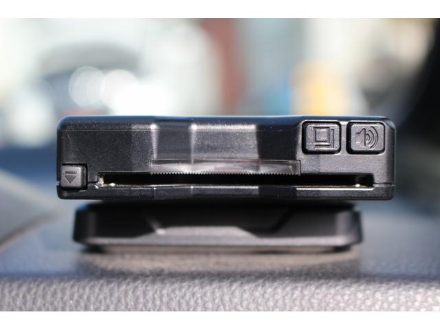 ノア Ｘ　禁煙車　純正８インチディスプレイオーディオ　バックカメラ　電動スライドドア　トヨタセーフティセンス　レーダークルーズコントロール　ＬＥＤヘッドライト　オートライト　Ｂｌｕｅｔｏｏｔｈ接続　ＵＳＢ接続（6枚目）