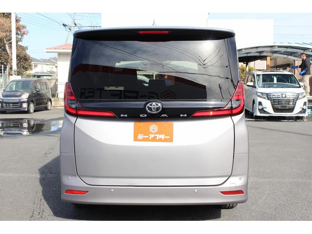 ノア Ｘ　禁煙車　純正８インチディスプレイオーディオ　バックカメラ　電動スライドドア　トヨタセーフティセンス　レーダークルーズコントロール　ＬＥＤヘッドライト　オートライト　Ｂｌｕｅｔｏｏｔｈ接続　ＵＳＢ接続（11枚目）