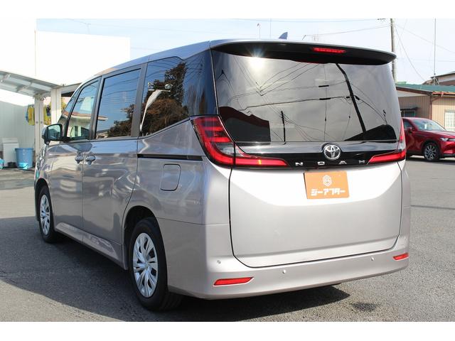 ノア Ｘ　禁煙車　純正８インチディスプレイオーディオ　バックカメラ　電動スライドドア　トヨタセーフティセンス　レーダークルーズコントロール　ＬＥＤヘッドライト　オートライト　Ｂｌｕｅｔｏｏｔｈ接続　ＵＳＢ接続（12枚目）