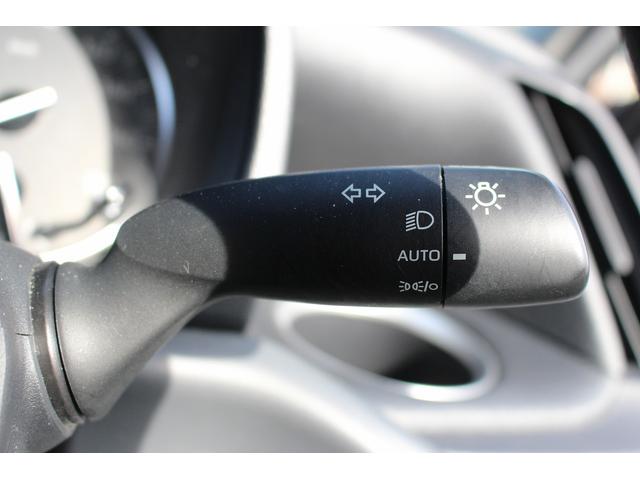 ノア Ｘ　禁煙車　純正８インチディスプレイオーディオ　バックカメラ　電動スライドドア　トヨタセーフティセンス　レーダークルーズコントロール　ＬＥＤヘッドライト　オートライト　Ｂｌｕｅｔｏｏｔｈ接続　ＵＳＢ接続（52枚目）