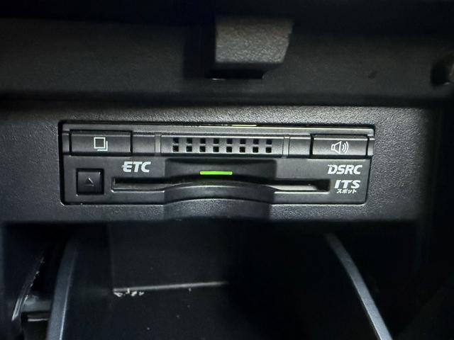 アルファード ２．５Ｓ　Ａパッケージ　禁煙車　サンルーフ　純正１０インチ後席モニター　モデリスタエアロ　純正１０インチナビ　両側電動スライドドア　フルセグ　バックカメラ　クルーズコントロール　Ｂｌｕｅｔｏｏｔｈ接続　ビルトインＥＴＣ（7枚目）