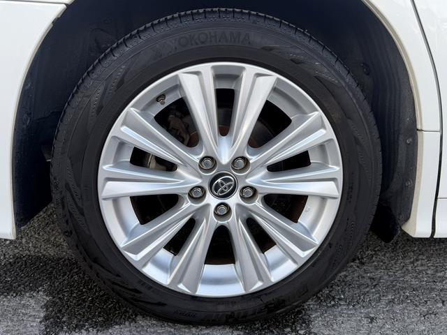 アルファード ２．５Ｓ　Ａパッケージ　禁煙車　サンルーフ　純正１０インチ後席モニター　モデリスタエアロ　純正１０インチナビ　両側電動スライドドア　フルセグ　バックカメラ　クルーズコントロール　Ｂｌｕｅｔｏｏｔｈ接続　ビルトインＥＴＣ（26枚目）