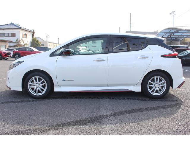 リーフ ニスモ　純正ナビ　フルセグ　３６０度カメラ　衝突軽減ブレーキ　プロパイロット　ＬＥＤヘッドライト　シートヒーター　ブラインドスポットモニター　社外アルミホイール　スマートキー　ＥＴＣ（14枚目）