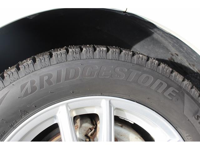 リーフ ニスモ　純正ナビ　フルセグ　３６０度カメラ　衝突軽減ブレーキ　プロパイロット　ＬＥＤヘッドライト　シートヒーター　ブラインドスポットモニター　社外アルミホイール　スマートキー　ＥＴＣ（28枚目）