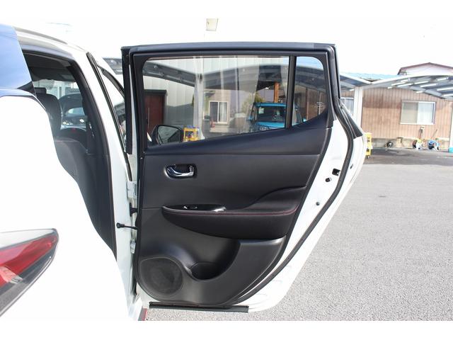 リーフ ニスモ　純正ナビ　フルセグ　３６０度カメラ　衝突軽減ブレーキ　プロパイロット　ＬＥＤヘッドライト　シートヒーター　ブラインドスポットモニター　社外アルミホイール　スマートキー　ＥＴＣ（32枚目）