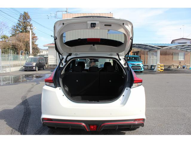 リーフ ニスモ　純正ナビ　フルセグ　３６０度カメラ　衝突軽減ブレーキ　プロパイロット　ＬＥＤヘッドライト　シートヒーター　ブラインドスポットモニター　社外アルミホイール　スマートキー　ＥＴＣ（33枚目）