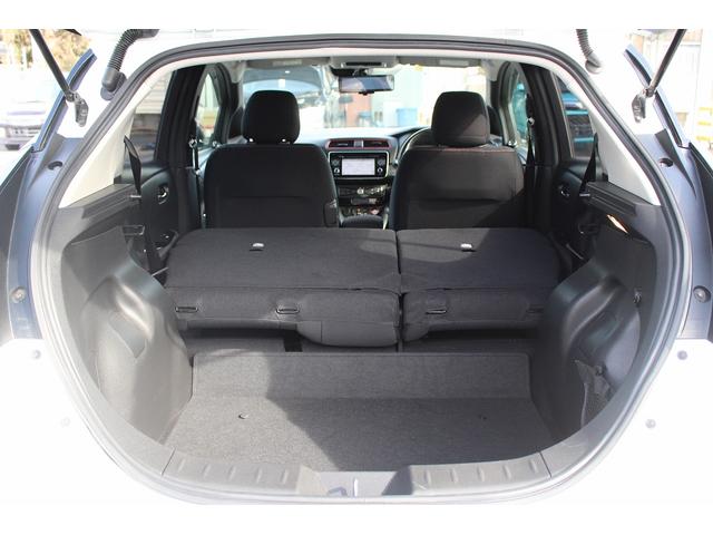 リーフ ニスモ　純正ナビ　フルセグ　３６０度カメラ　衝突軽減ブレーキ　プロパイロット　ＬＥＤヘッドライト　シートヒーター　ブラインドスポットモニター　社外アルミホイール　スマートキー　ＥＴＣ（35枚目）