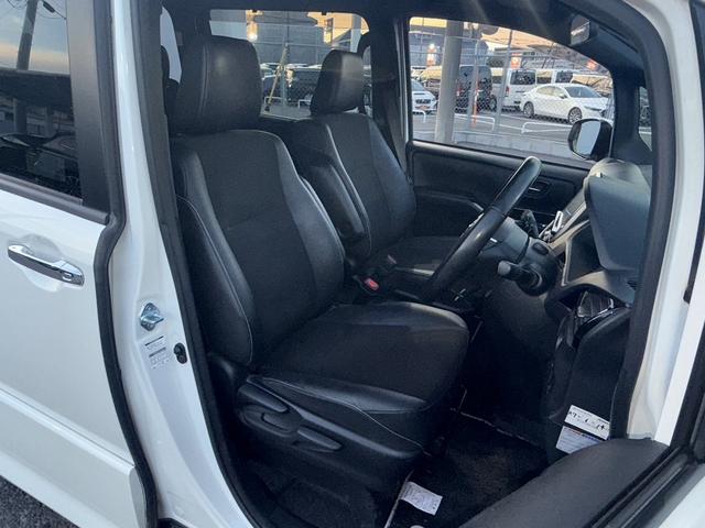 ノア ハイブリッドＳｉ　ダブルバイビー　禁煙車　純正９インチナビ　衝突軽減ブレーキ　両側電動スライドドア　フルセグ　バックカメラ　クルーズコントロール　ハーフレザー　シートヒーター　レーンキープ　ビューモニター．０　オートハイビーム（41枚目）