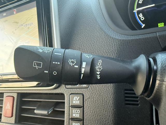 ノア ハイブリッドＳｉ　ダブルバイビー　禁煙車　純正９インチナビ　衝突軽減ブレーキ　両側電動スライドドア　フルセグ　バックカメラ　クルーズコントロール　ハーフレザー　シートヒーター　レーンキープ　ビューモニター．０　オートハイビーム（54枚目）