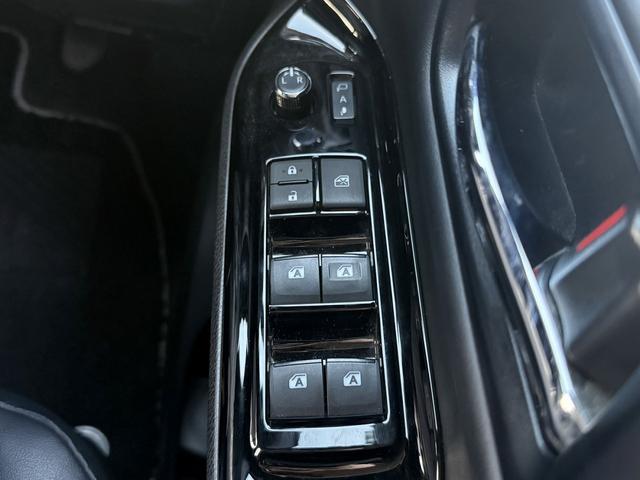 ノア ハイブリッドＳｉ　ダブルバイビー　禁煙車　純正９インチナビ　衝突軽減ブレーキ　両側電動スライドドア　フルセグ　バックカメラ　クルーズコントロール　ハーフレザー　シートヒーター　レーンキープ　ビューモニター．０　オートハイビーム（59枚目）