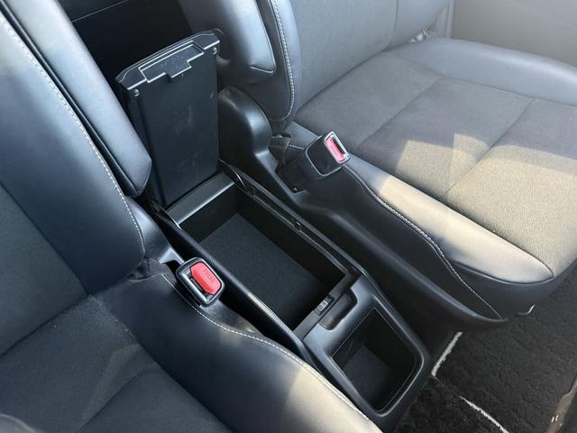 ノア ハイブリッドＳｉ　ダブルバイビー　禁煙車　純正９インチナビ　衝突軽減ブレーキ　両側電動スライドドア　フルセグ　バックカメラ　クルーズコントロール　ハーフレザー　シートヒーター　レーンキープ　ビューモニター．０　オートハイビーム（68枚目）