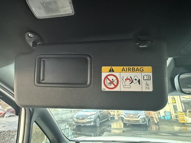 ノア ハイブリッドＳｉ　ダブルバイビー　禁煙車　純正９インチナビ　衝突軽減ブレーキ　両側電動スライドドア　フルセグ　バックカメラ　クルーズコントロール　ハーフレザー　シートヒーター　レーンキープ　ビューモニター．０　オートハイビーム（72枚目）