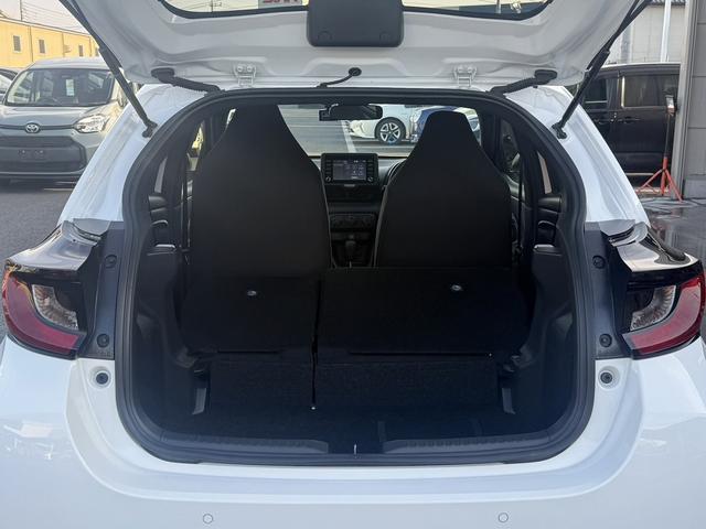 ヤリス Ｘ　禁煙車　純正ナビ　バックカメラ　衝突軽減ブレーキ　レーンアシスト　ビルトインＥＴＣ　クリアランスソナー　パーキングサポート　Ｂｌｕｅｔｏｏｔｈ接続　オートハイビーム　ＵＳＢ接続　スマートキー（33枚目）