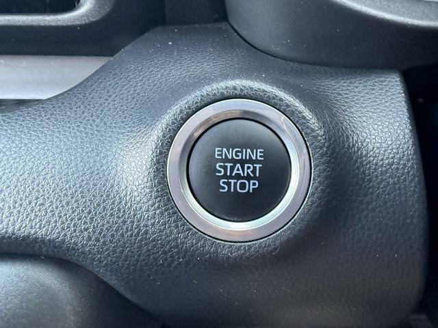 ヤリス Ｘ　禁煙車　純正ナビ　バックカメラ　衝突軽減ブレーキ　レーンアシスト　ビルトインＥＴＣ　クリアランスソナー　パーキングサポート　Ｂｌｕｅｔｏｏｔｈ接続　オートハイビーム　ＵＳＢ接続　スマートキー（51枚目）