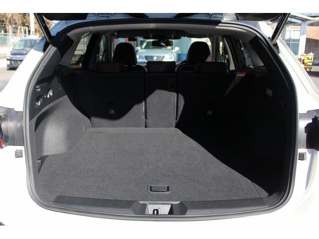 レヴォーグ ＳＴＩスポーツ　ＥＸ　禁煙車　本革シート　アイサイトＸ　純正１１．６インチナビ　フルセグ　フロントサイドバックカメラ　レーダークルーズコントロール　衝突軽減　クリアランスソナー　電動リアゲート　シートヒーター　パワーシート（34枚目）