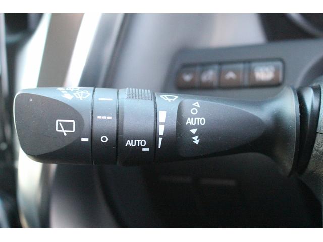 アルファードハイブリッド ＳＲ　禁煙車　１オーナー　ＡＬＰＩＮＥ１２．８インチ後席モニター　ＡＬＰＩＮＥ１１インチナビ　衝突軽減ブレーキ　両側電動スライドドア　電動リアゲート　フルセグ　バックカメラ　アダプティブクルーズコントロール（58枚目）