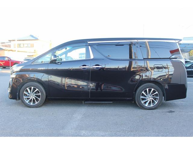 ヴェルファイアハイブリッド エグゼクティブラウンジ　禁煙車　ツインムーンルーフ　ＪＢＬプレミアムサウンド　パノラミックビューモニター　純正９インチナビ　黒革シート　レーダークルーズ　ビルトインＥＴＣ２．０　インテリジェントクリアランスソナー（14枚目）