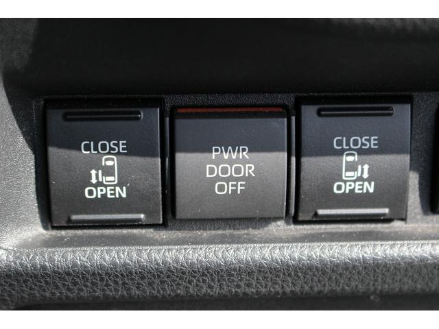 シエンタ ハイブリッドＧ　両側電動スライドドア　禁煙車　純正８インチディスプレイオーディオ　バックカメラ　レーダークルーズコントロール　ＡＣ１００Ｖ電源　ブラインドスポットモニター　ＬＥＤヘッドライト　オートハイビーム　ＥＴＣ（6枚目）