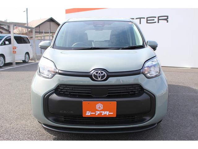 シエンタ ハイブリッドＧ　両側電動スライドドア　禁煙車　純正８インチディスプレイオーディオ　バックカメラ　レーダークルーズコントロール　ＡＣ１００Ｖ電源　ブラインドスポットモニター　ＬＥＤヘッドライト　オートハイビーム　ＥＴＣ（8枚目）